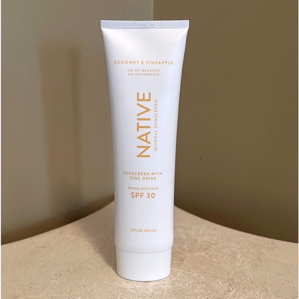 Native Coconut & Pineapple Mineral Sunscreen - SPF 30 - 5 fl oz